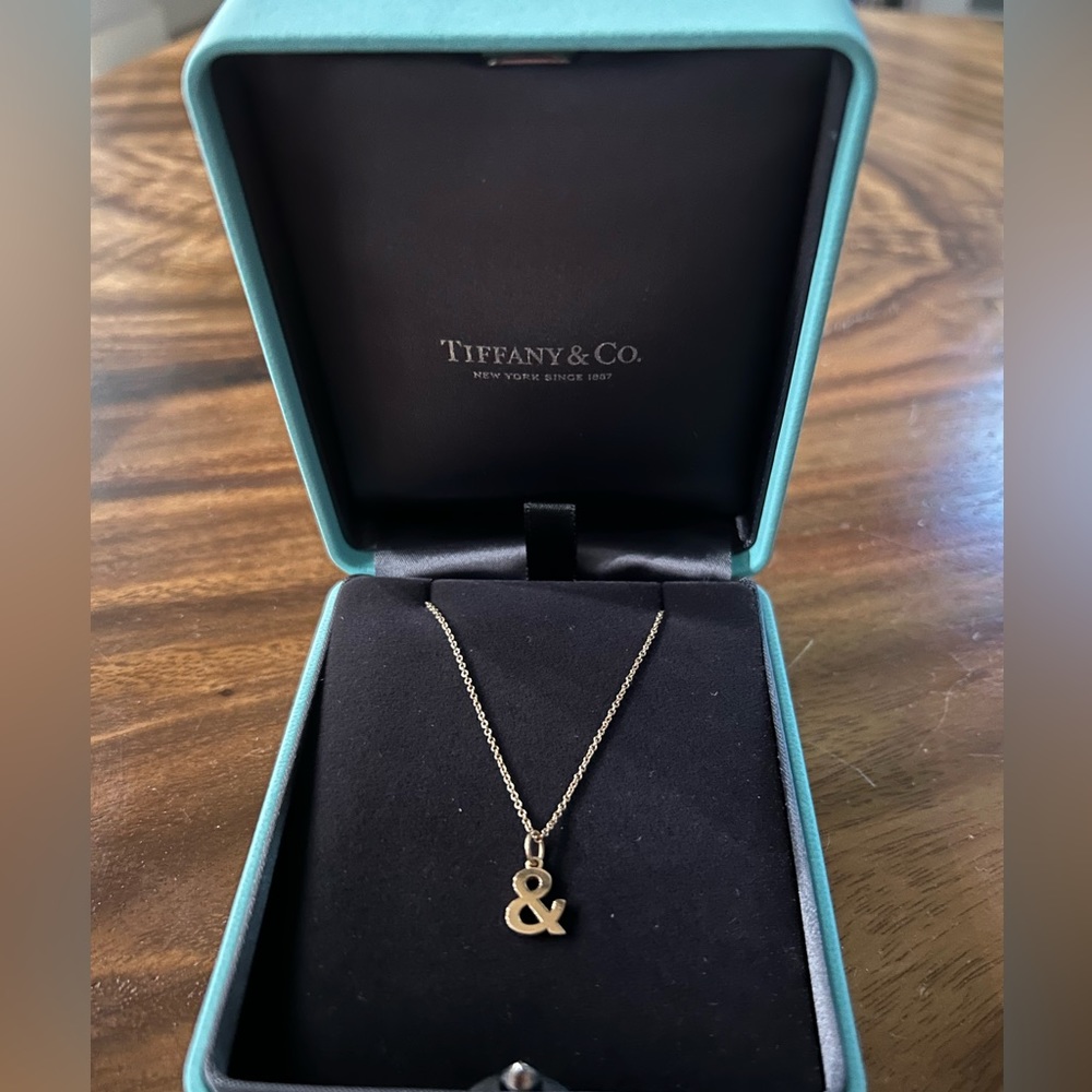 Tiffany & Co.   18 k rose gold pendant